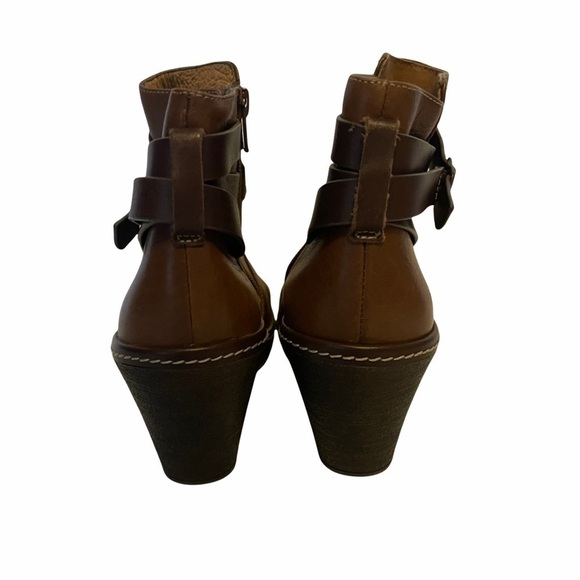 SOFFT Brown Bootie Size 8 Women Leather Wedge Chic Winter Glam Stylish Neutral - Picture 7 of 10